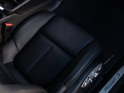 2026 Porsche Macan Macan S