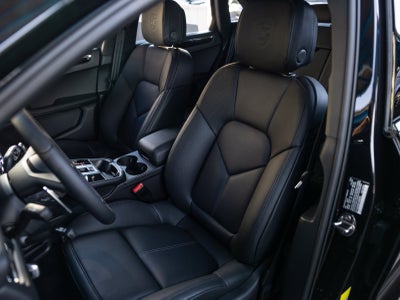 2026 Porsche Macan Macan S