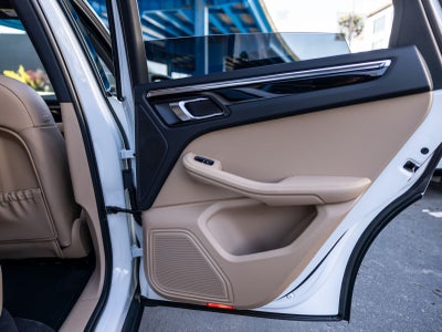 2026 Porsche Macan S