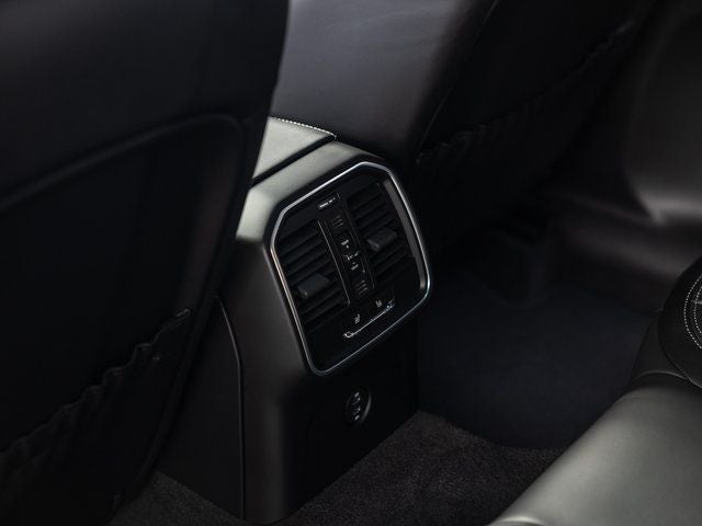 2026 Porsche Macan Macan S