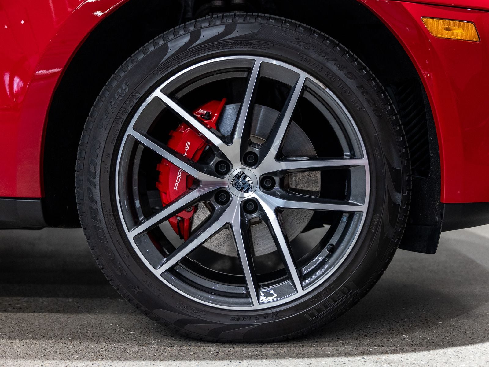 2024 Porsche Macan S