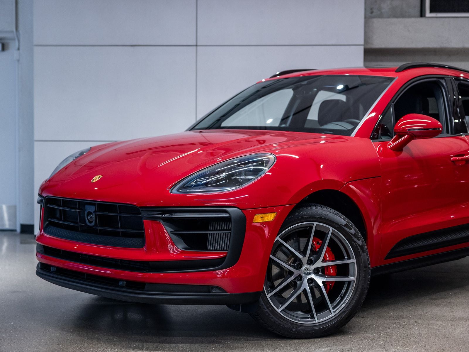 2024 Porsche Macan S