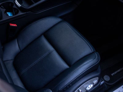 2024 Porsche Macan S