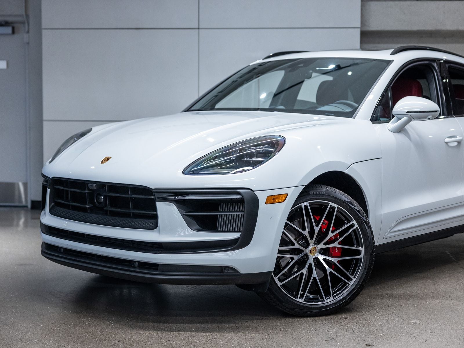 2025 Porsche Macan Macan S
