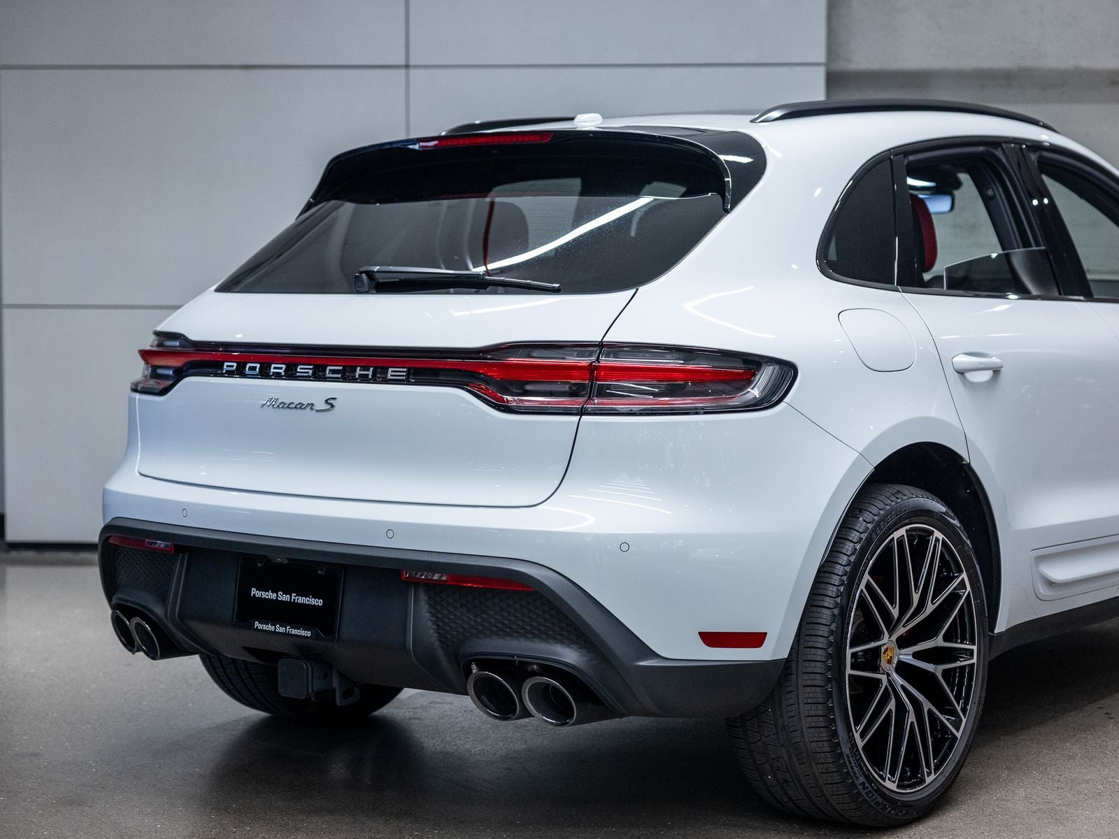 2025 Porsche Macan Macan S
