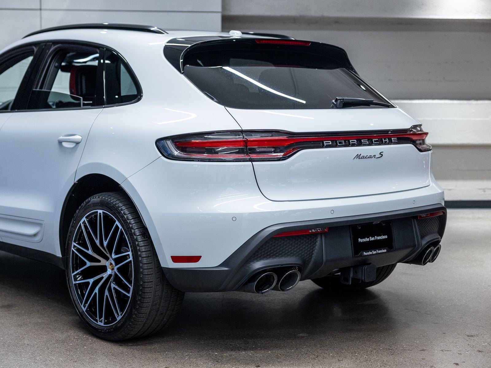 2025 Porsche Macan Macan S