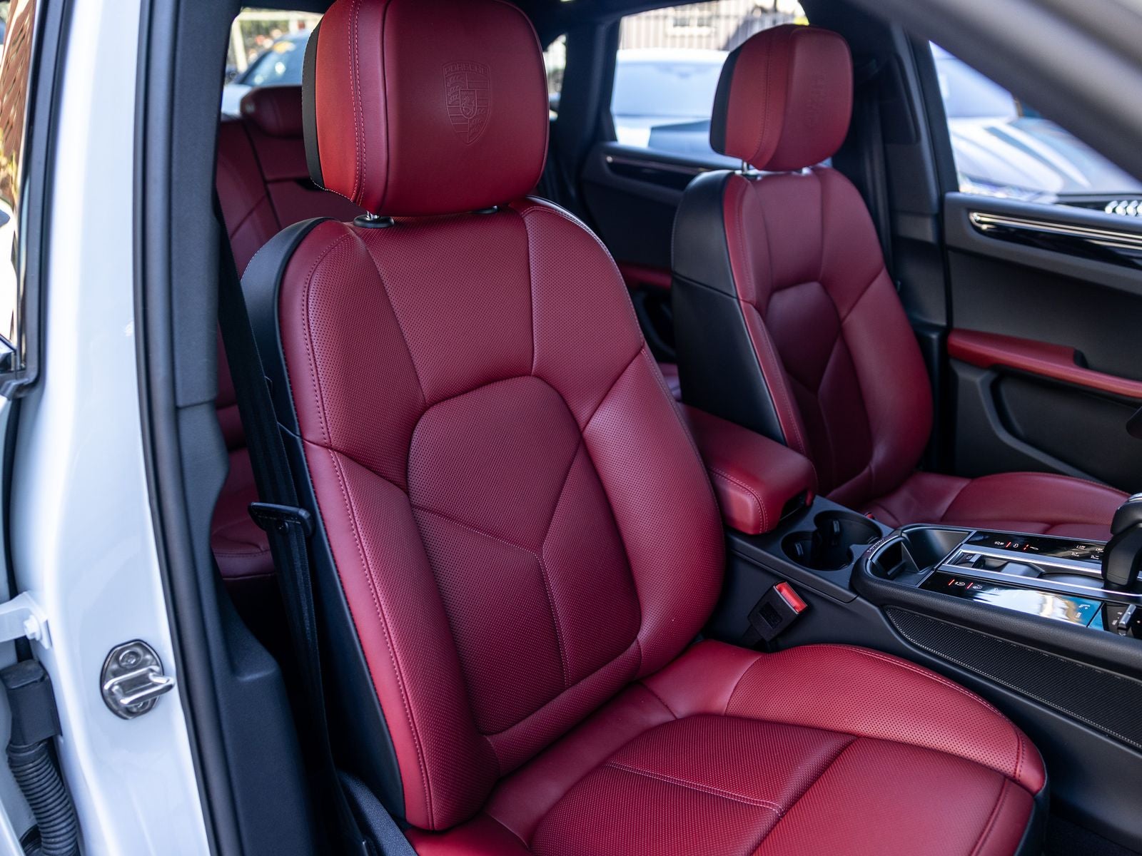 2025 Porsche Macan Macan S
