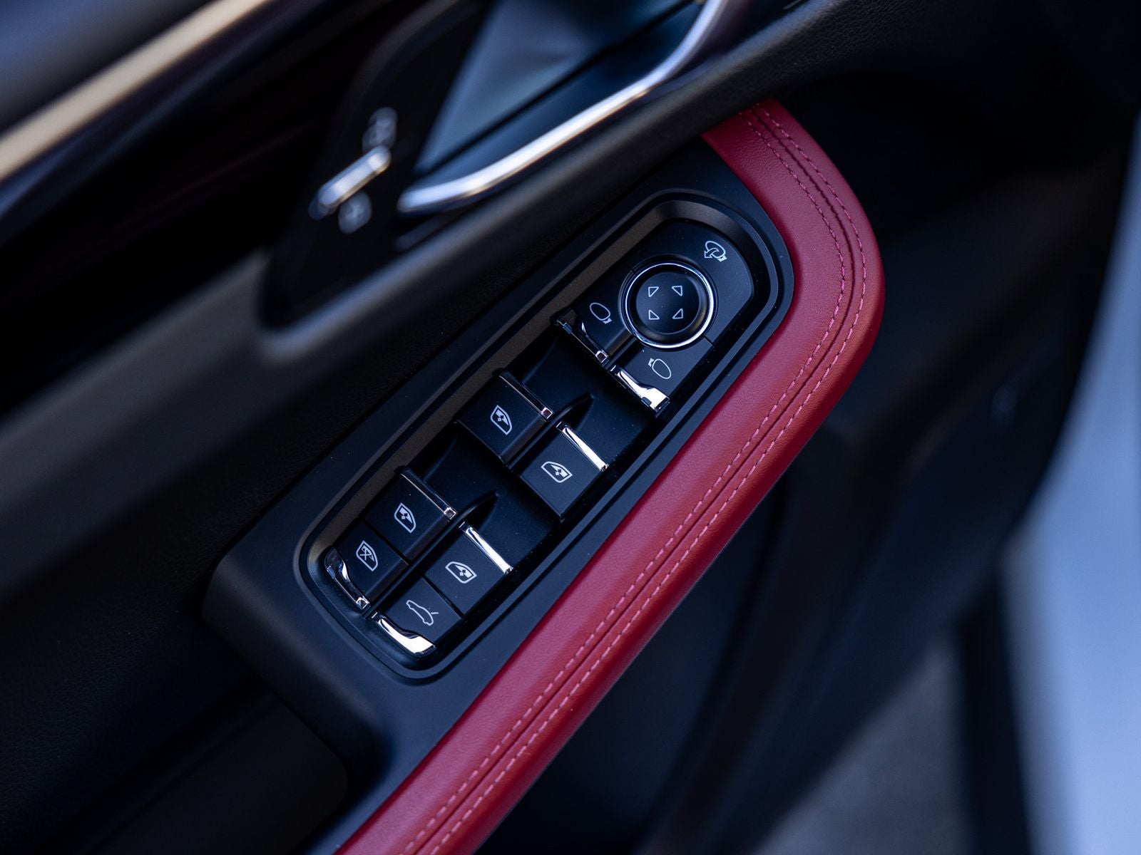 2025 Porsche Macan Macan S