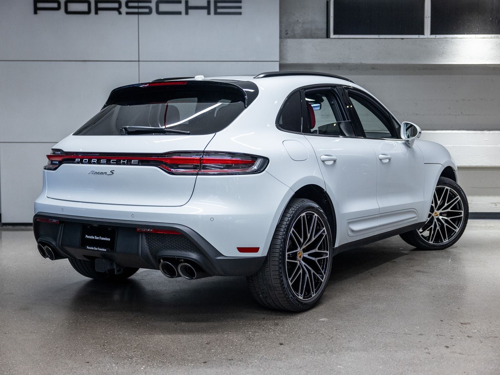 2025 Porsche Macan Macan S