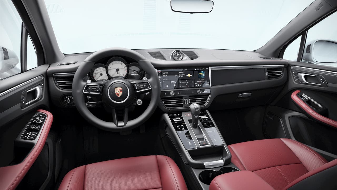 2025 Porsche Macan S