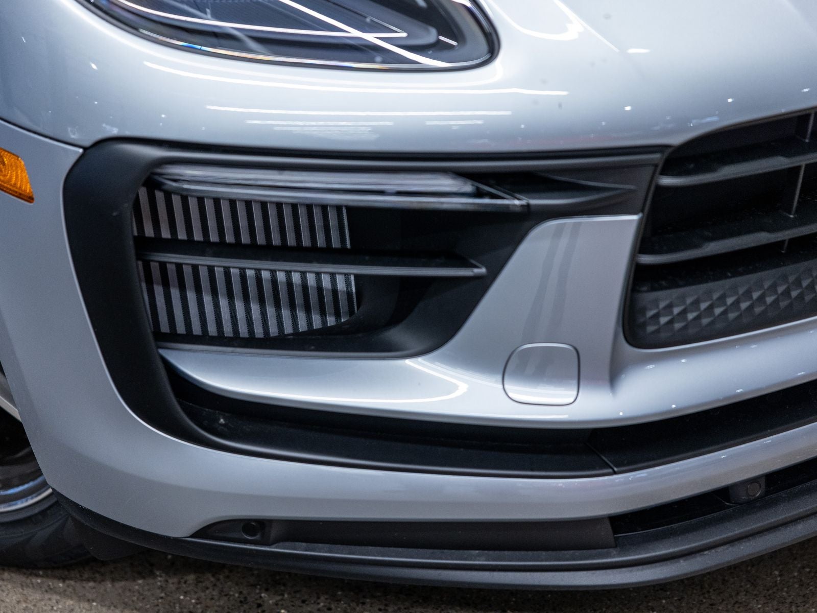 2026 Porsche Macan Macan S
