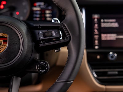 2026 Porsche Macan Macan S