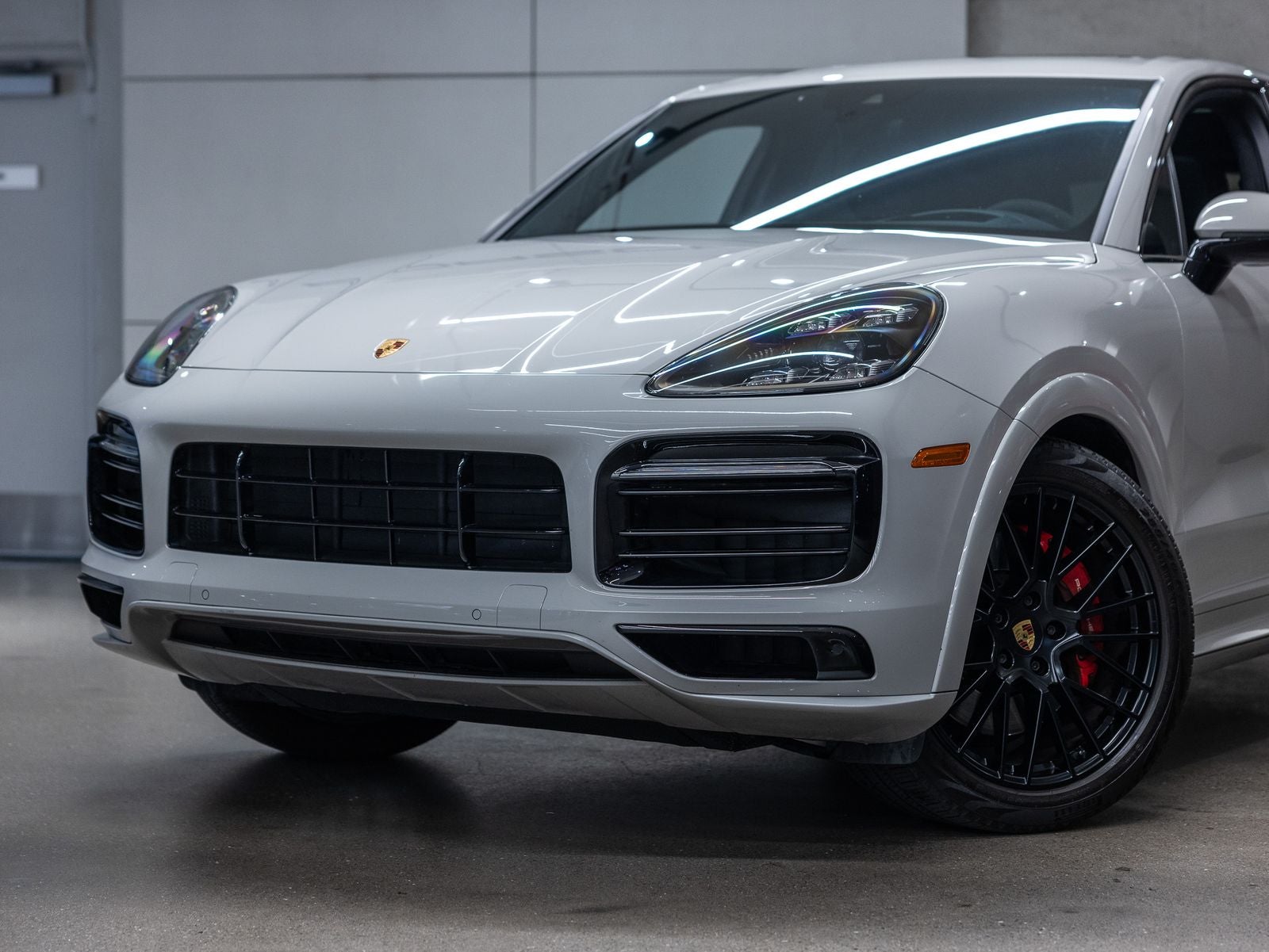 2023 Porsche Cayenne GTS