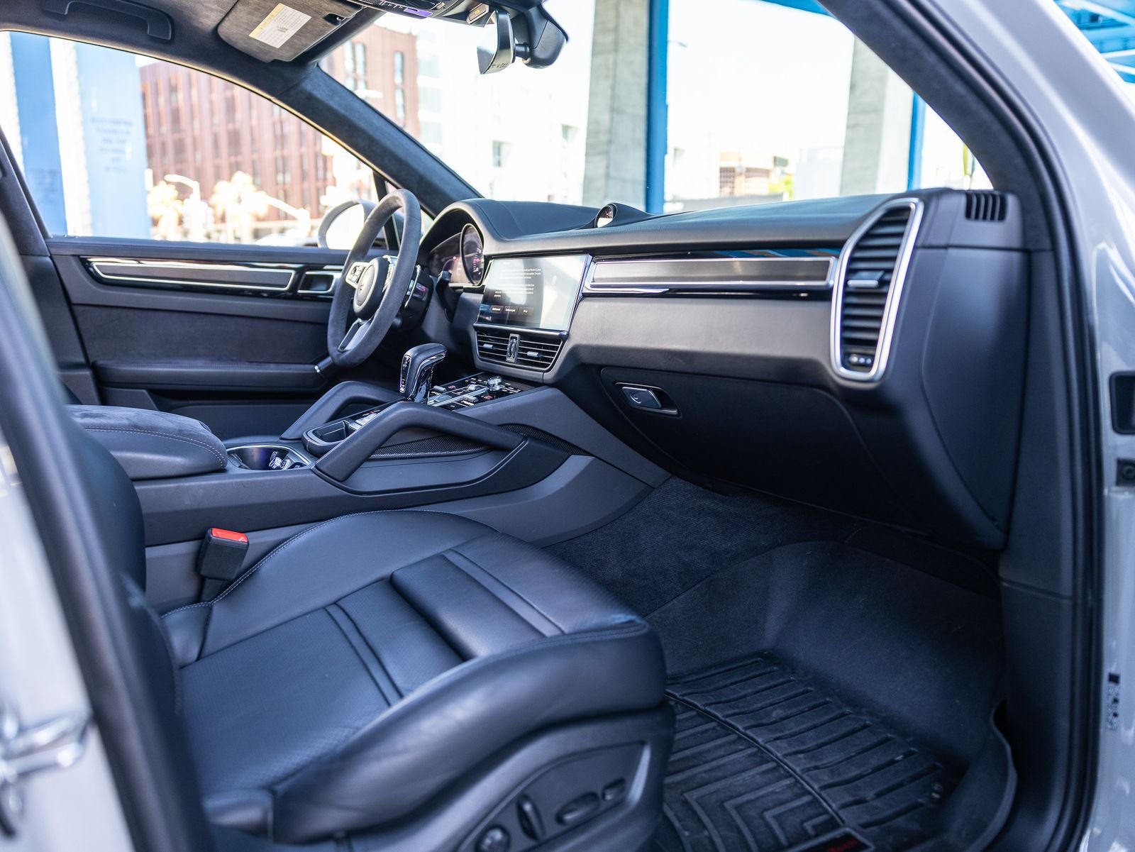 2023 Porsche Cayenne GTS