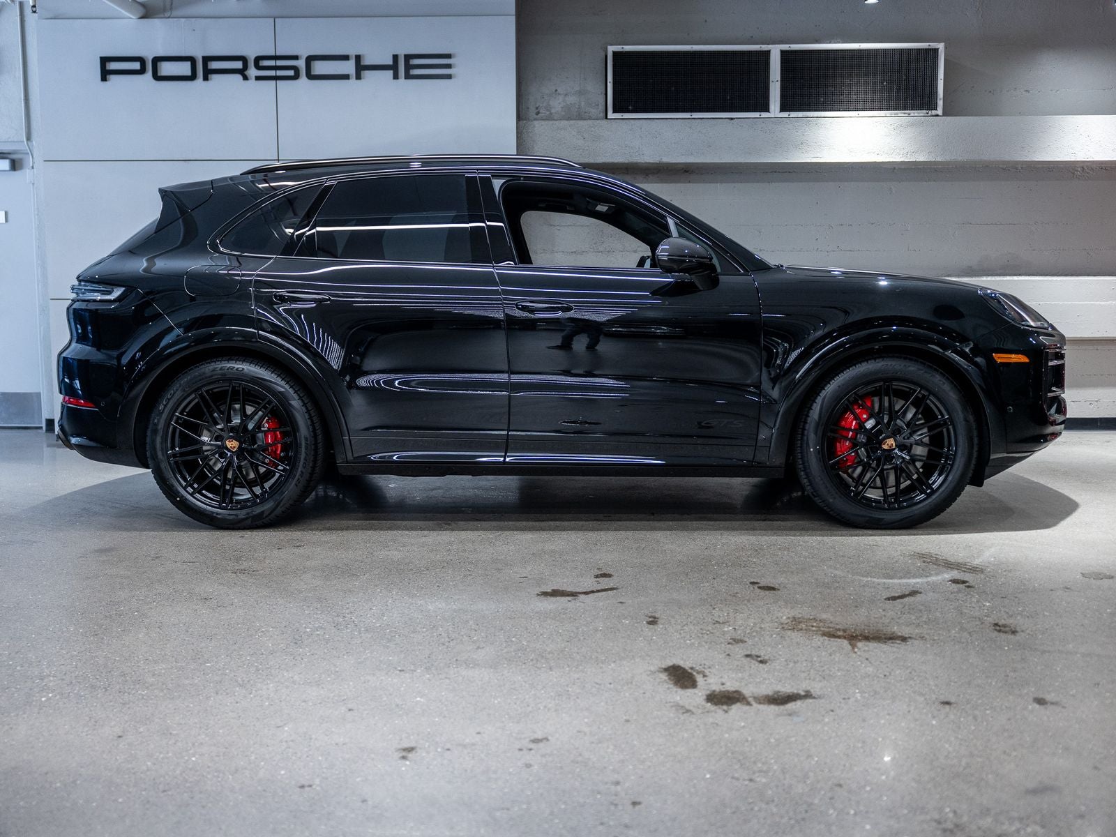 2026 Porsche Cayenne Cayenne GTS