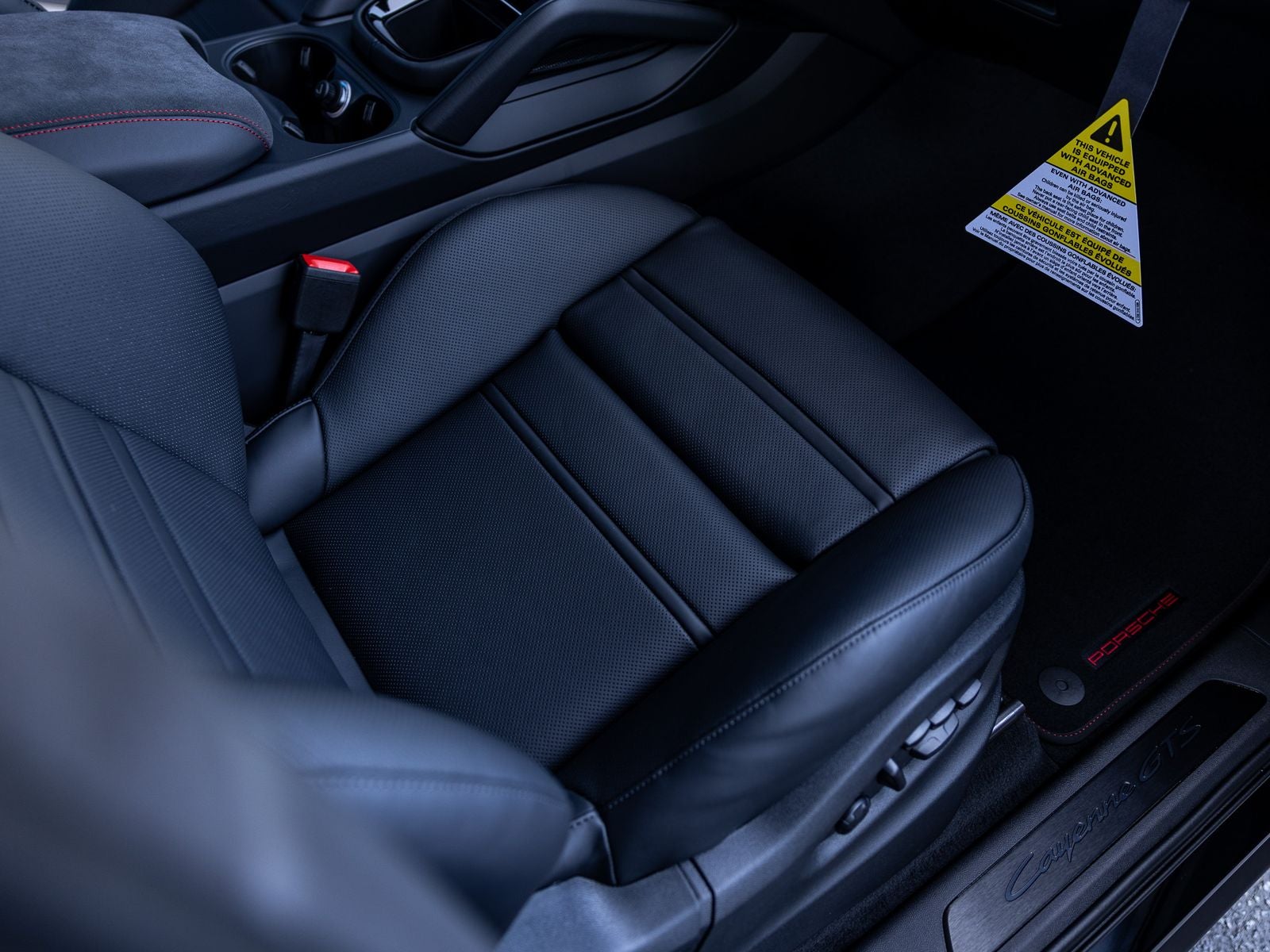 2026 Porsche Cayenne Cayenne GTS