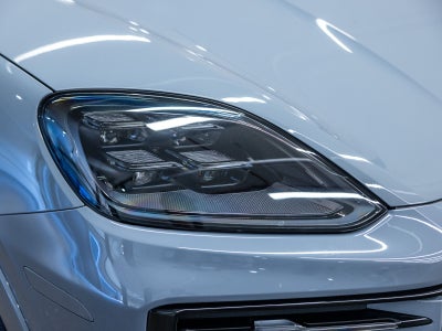 2025 Porsche Cayenne GTS