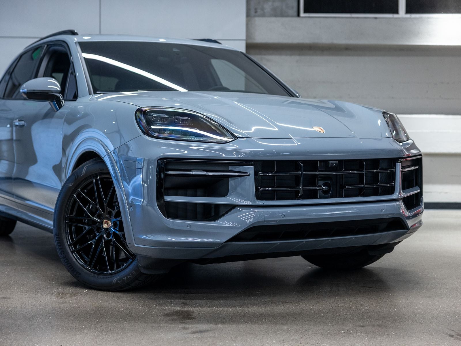 2025 Porsche Cayenne GTS