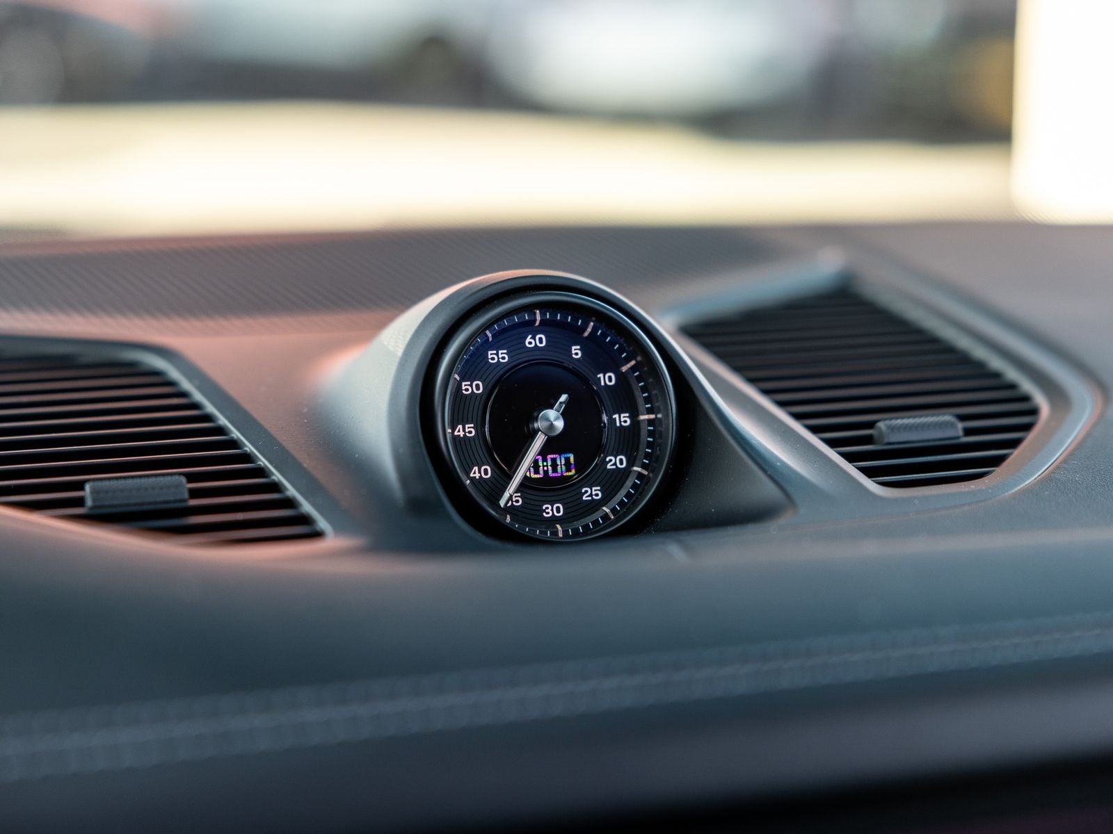 2025 Porsche Cayenne GTS