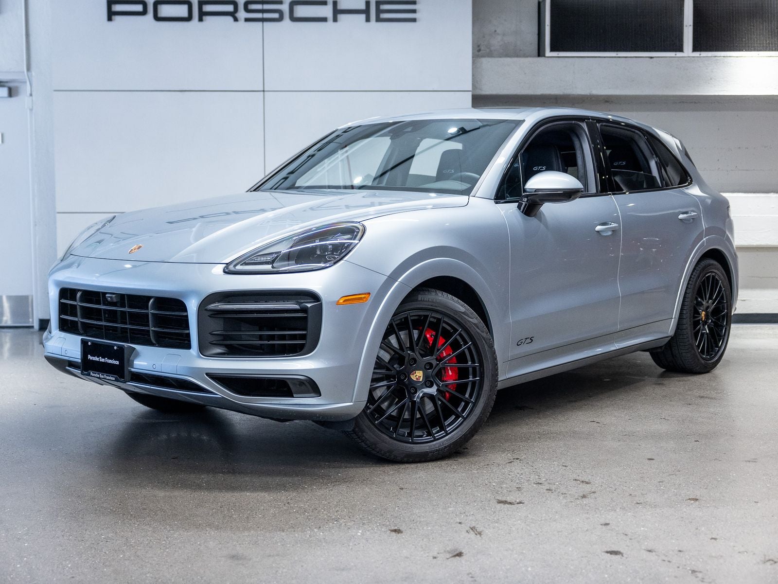 2023 Porsche Cayenne GTS