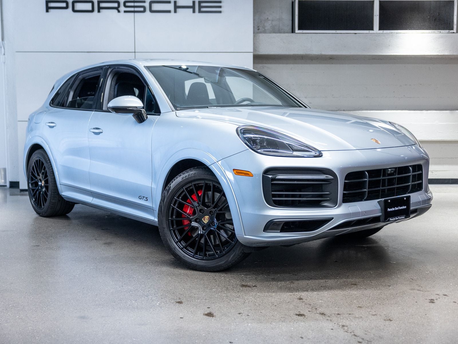 2023 Porsche Cayenne GTS