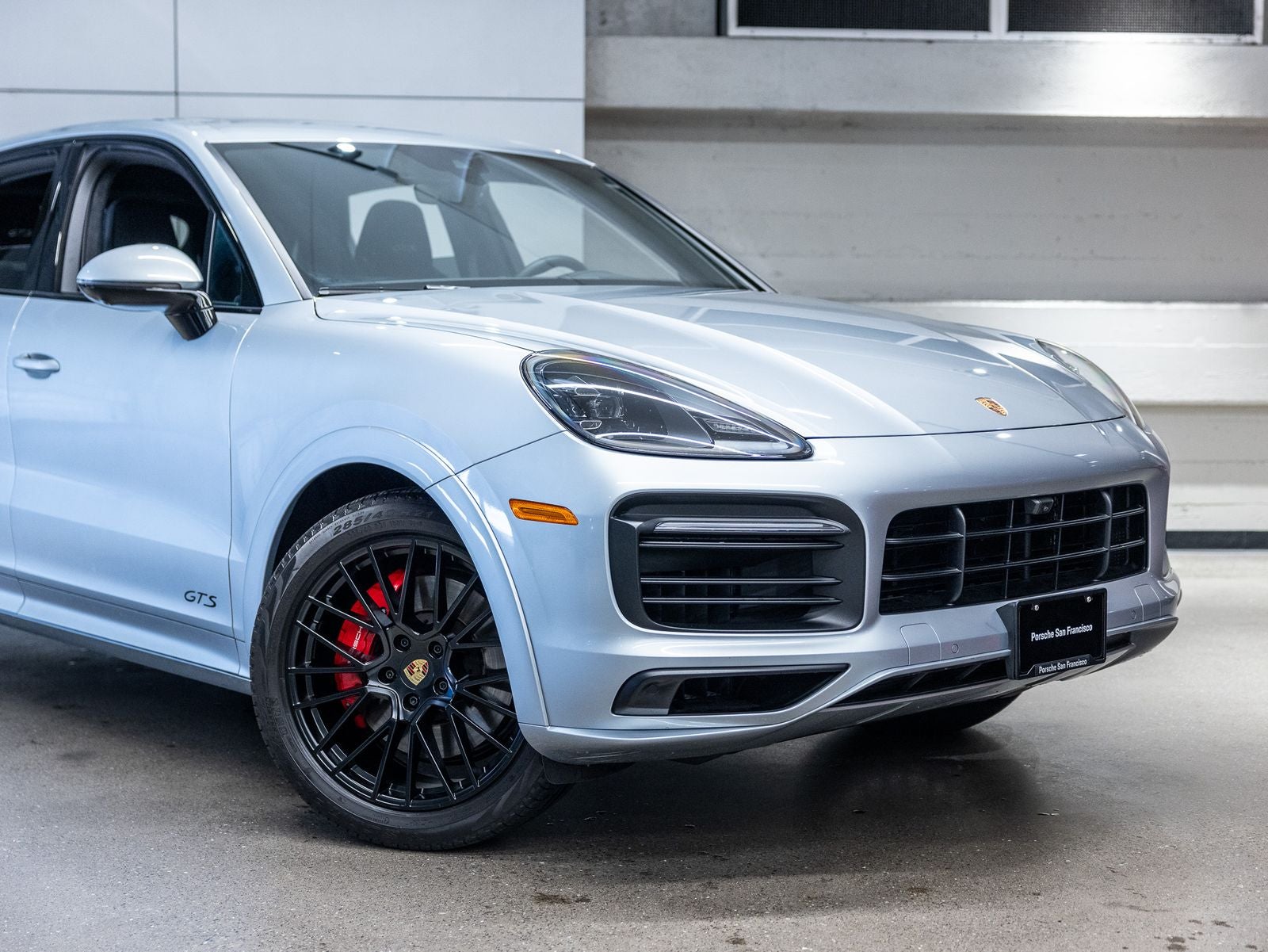 2023 Porsche Cayenne GTS
