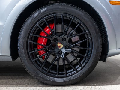 2023 Porsche Cayenne GTS
