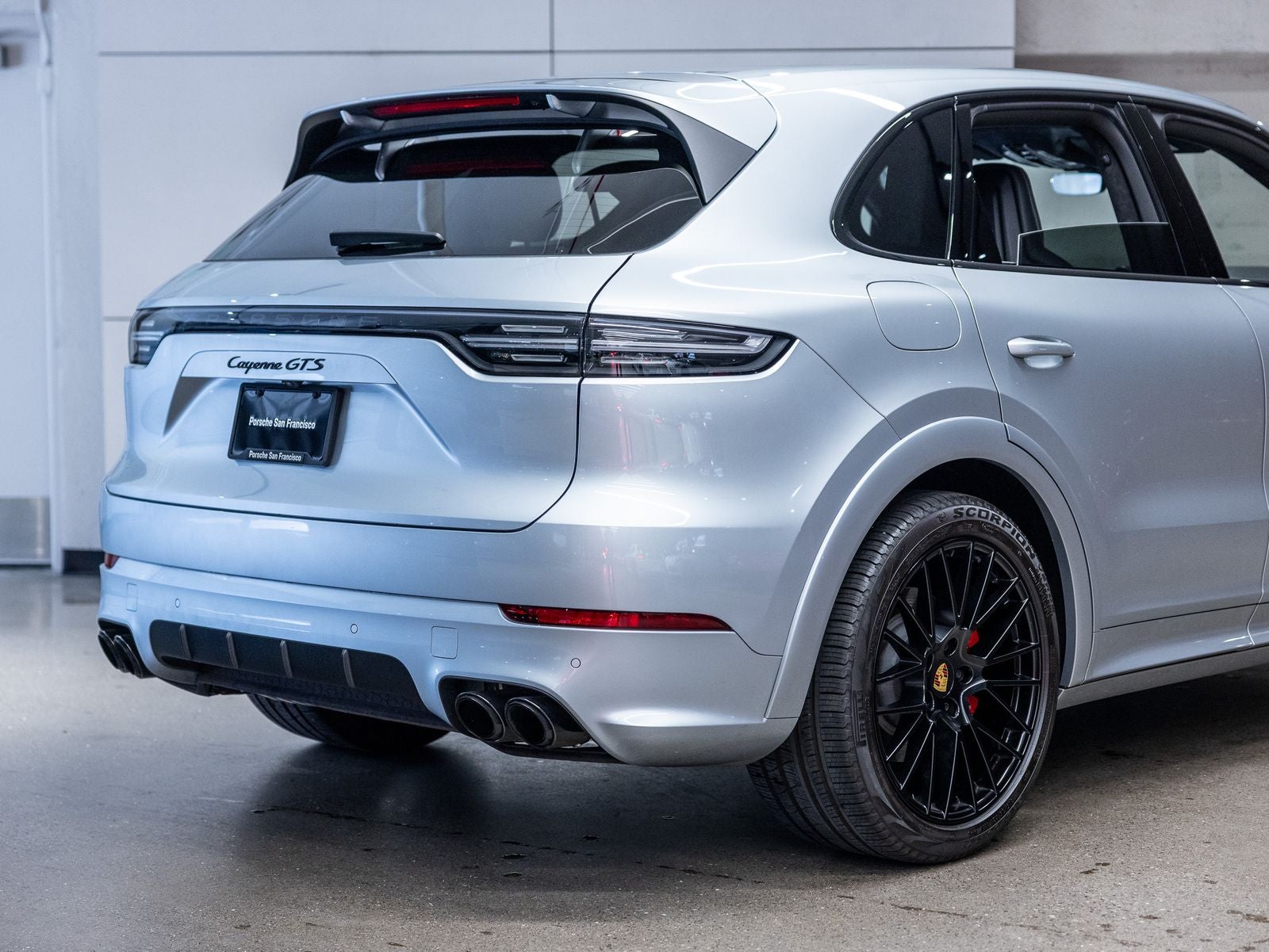 2023 Porsche Cayenne GTS