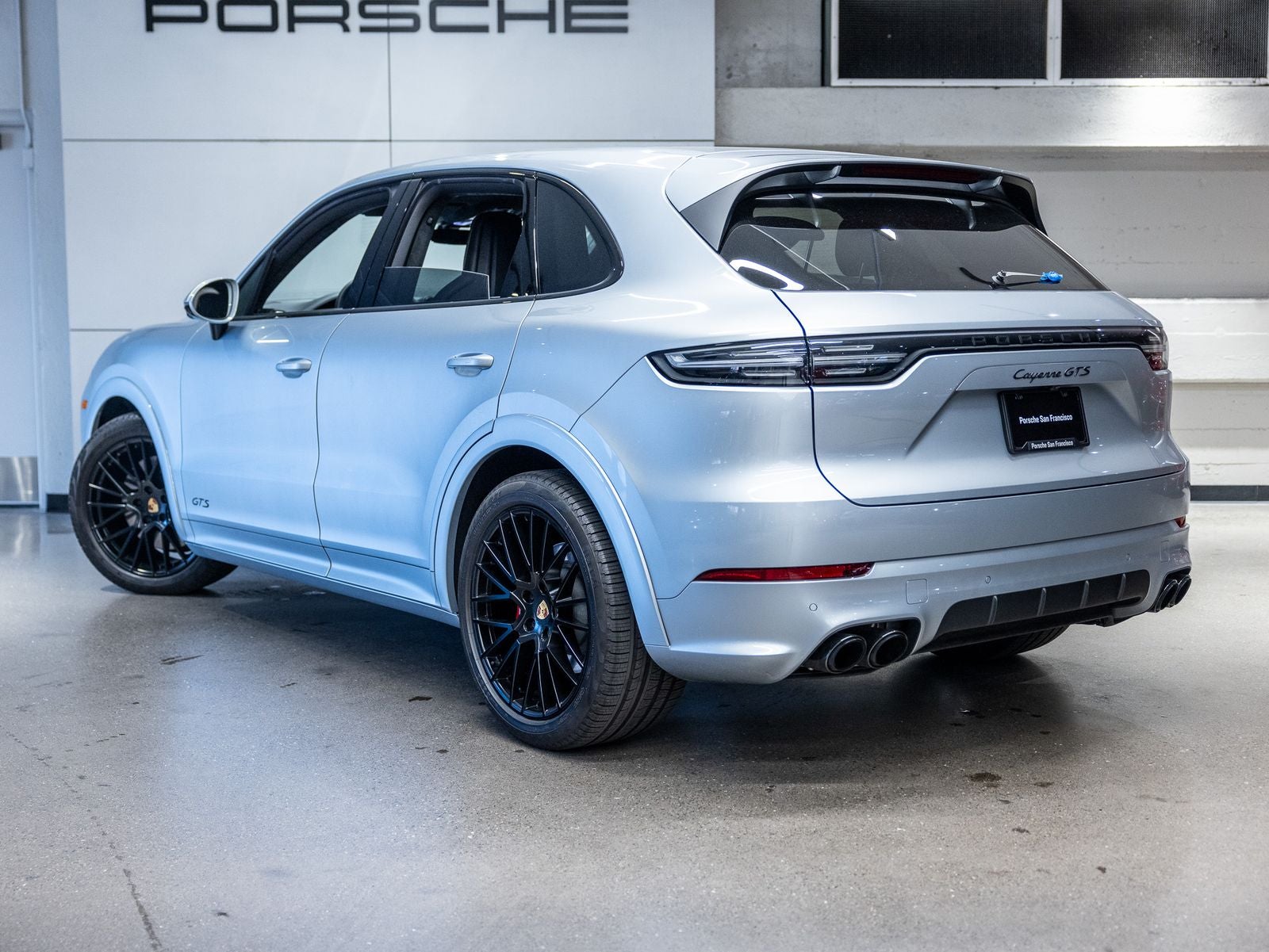 2023 Porsche Cayenne GTS