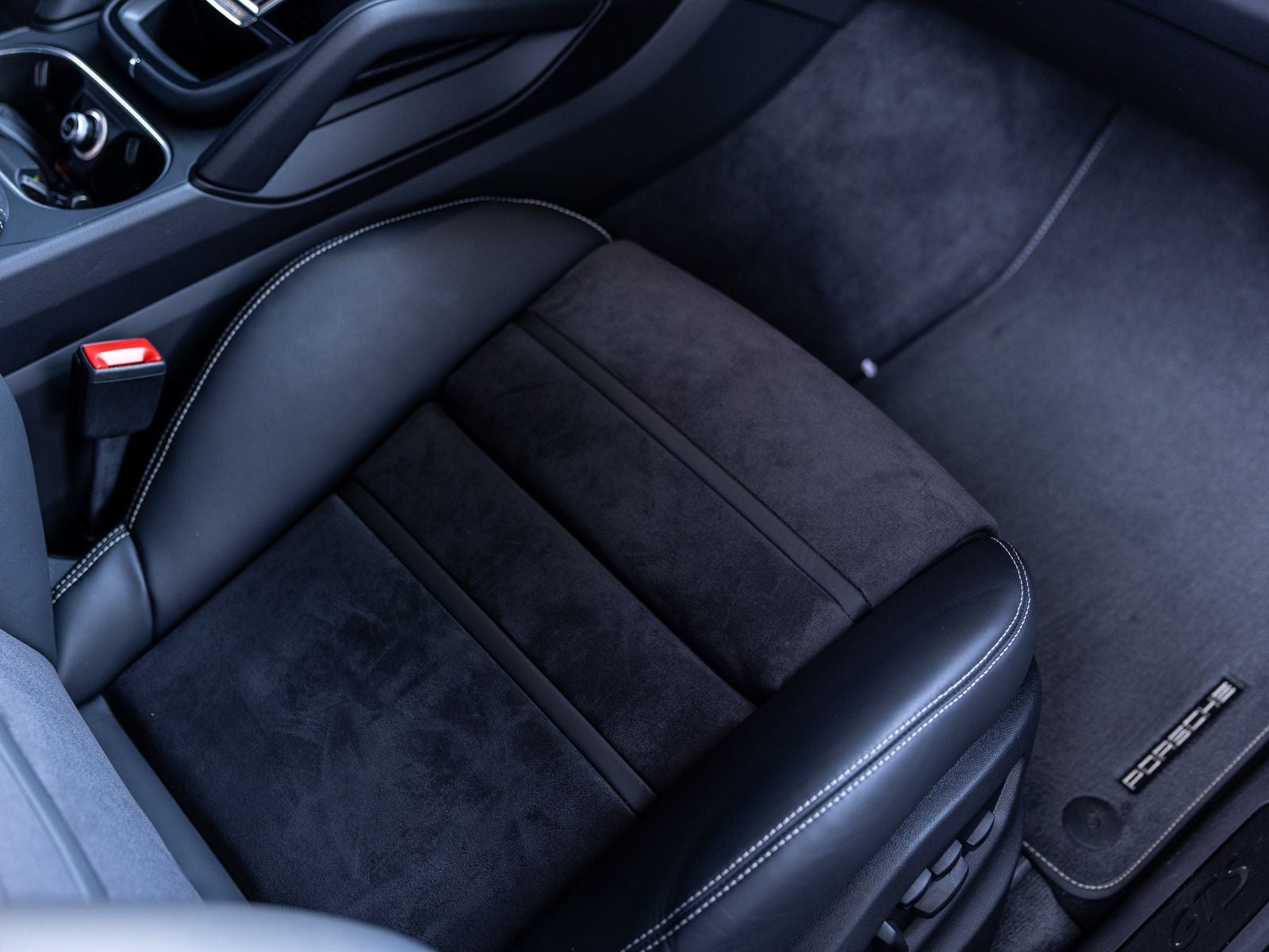2023 Porsche Cayenne GTS