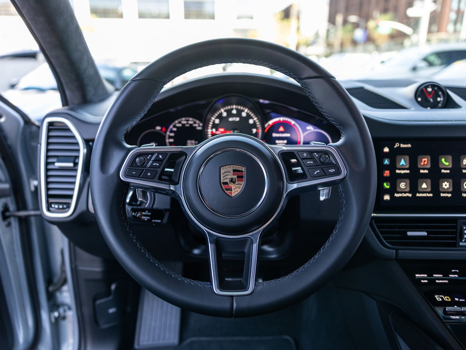 2023 Porsche Cayenne GTS
