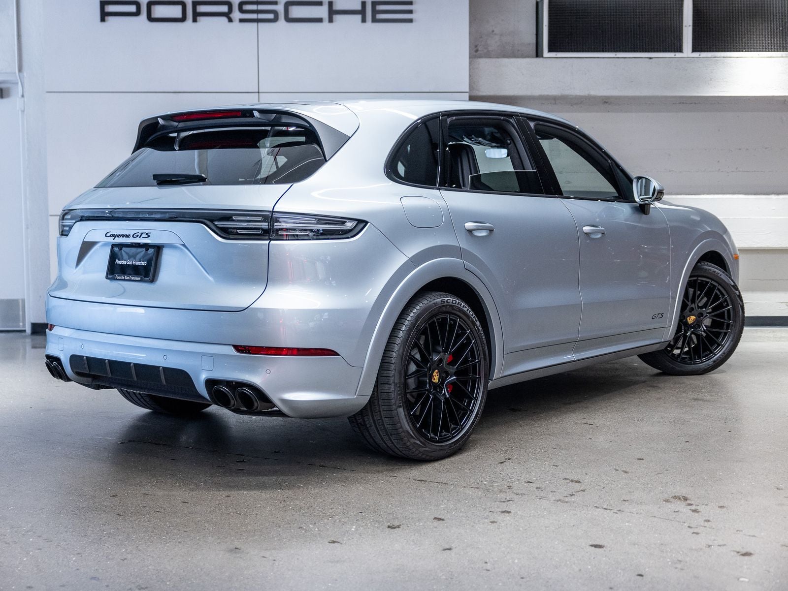 2023 Porsche Cayenne GTS