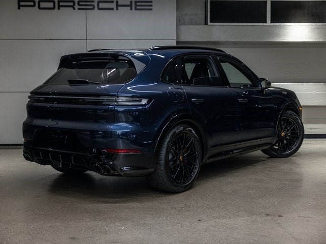 2026 Porsche Cayenne Cayenne GTS