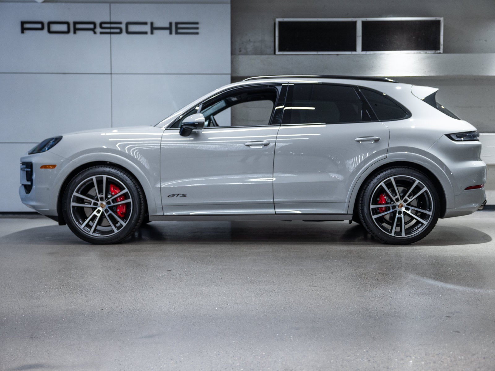 2026 Porsche Cayenne Cayenne GTS