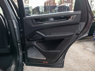 2026 Porsche Cayenne Cayenne GTS