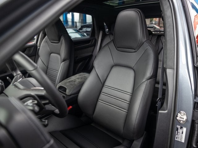 2026 Porsche Cayenne Cayenne GTS