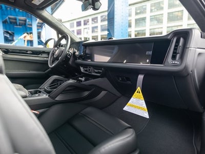 2026 Porsche Cayenne Cayenne GTS