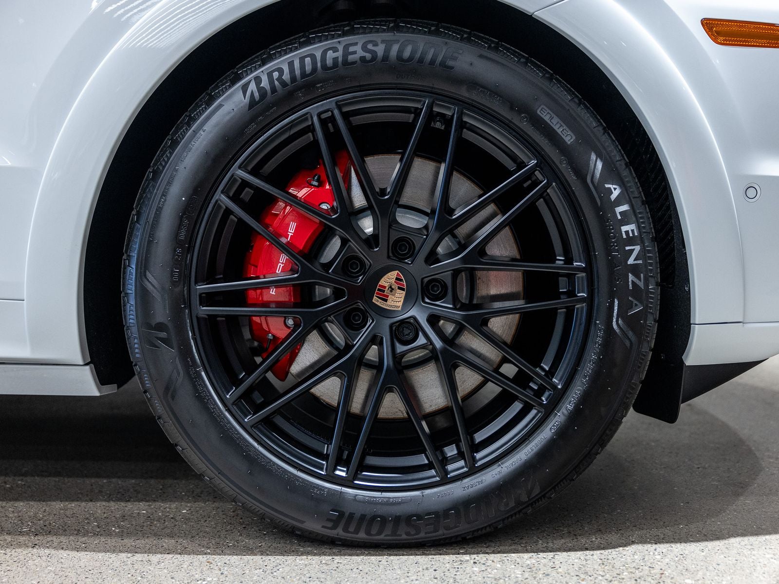 2026 Porsche Cayenne GTS