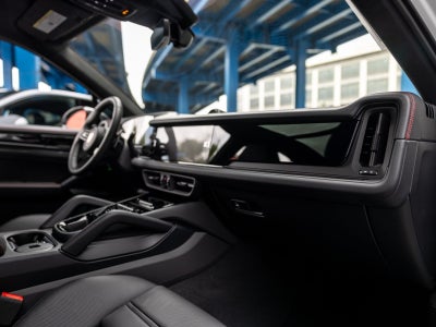 2026 Porsche Cayenne GTS