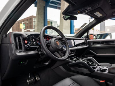 2026 Porsche Cayenne GTS