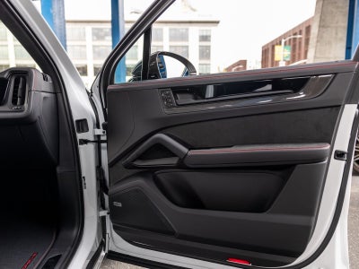 2026 Porsche Cayenne GTS