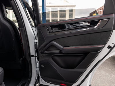 2026 Porsche Cayenne GTS