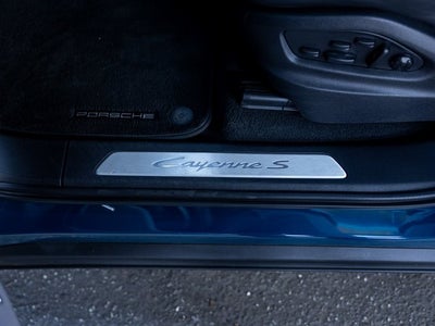 2024 Porsche Cayenne Cayenne S (MY24)