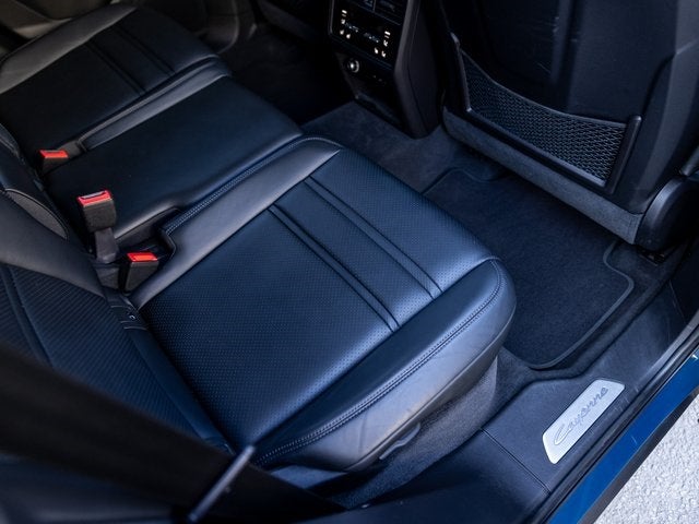 2024 Porsche Cayenne Cayenne S (MY24)