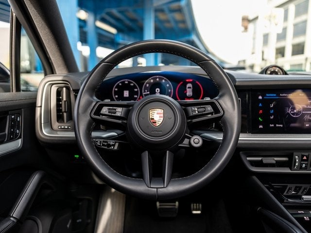 2025 Porsche Cayenne Cayenne S