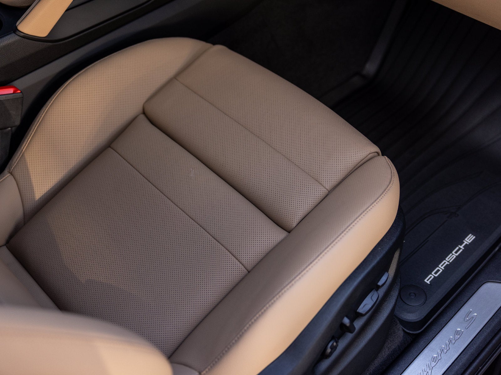 2025 Porsche Cayenne Cayenne S