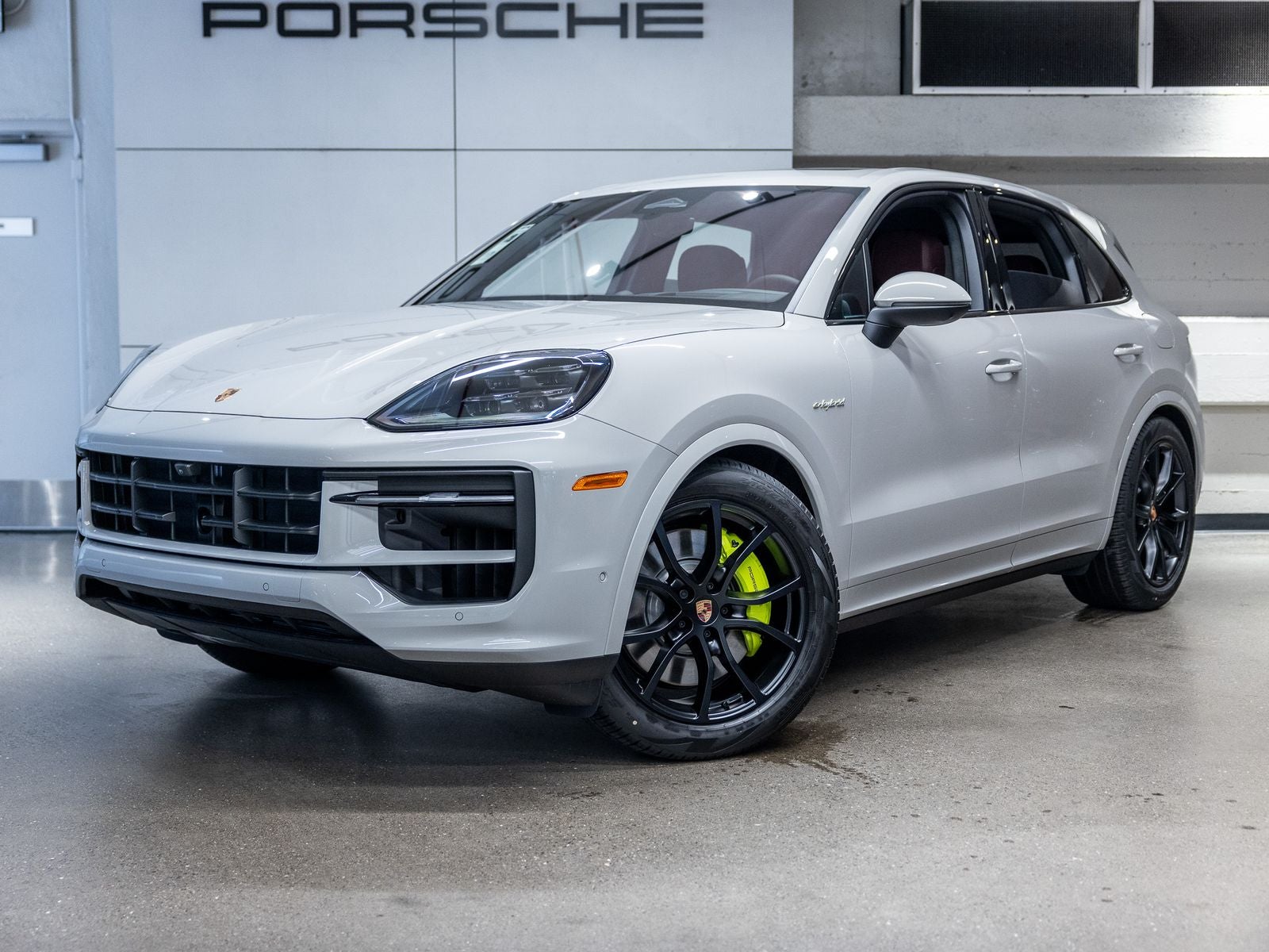 2026 Porsche Cayenne S E-Hybrid