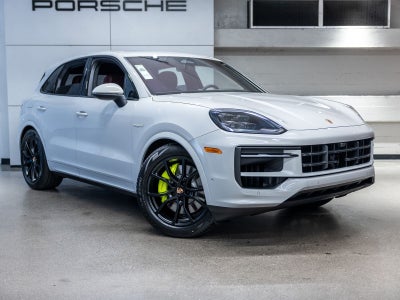 2026 Porsche Cayenne S E-Hybrid