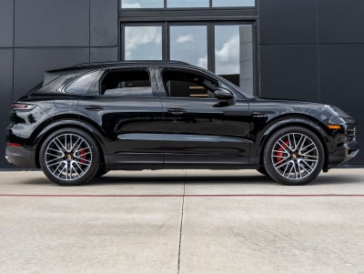2026 Porsche Cayenne Cayenne S E-Hybrid