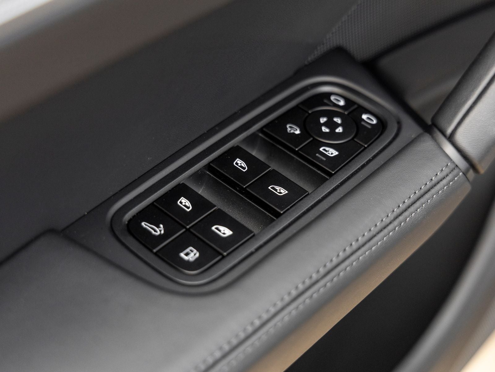2026 Porsche Cayenne Cayenne S E-Hybrid